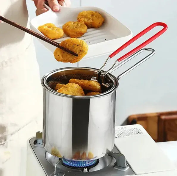 Deep Fryer Set with Stainless Steel Deep Fry Basket Deep Frying Pot Iron & Wire Mesh French Frying Basket Stainless Steel  with Handle for Restaurant Kitchen Cooking Tool